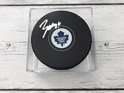 Zach Hyman İmzalı İmzalı Toronto Maple Leafs Hokey Diski a-İmzalı NHL Diskleri