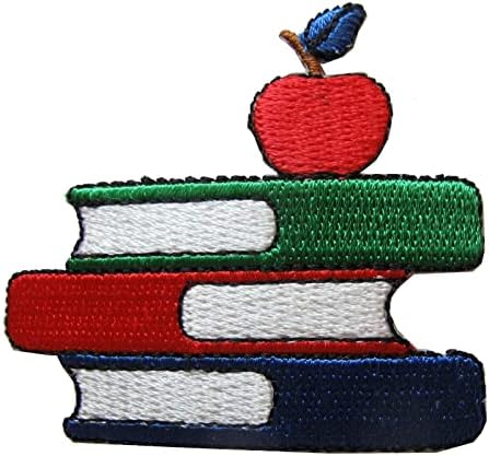 Kitaplar ve Apple Okul Aplike Yama Üzerinde Nakış Demir